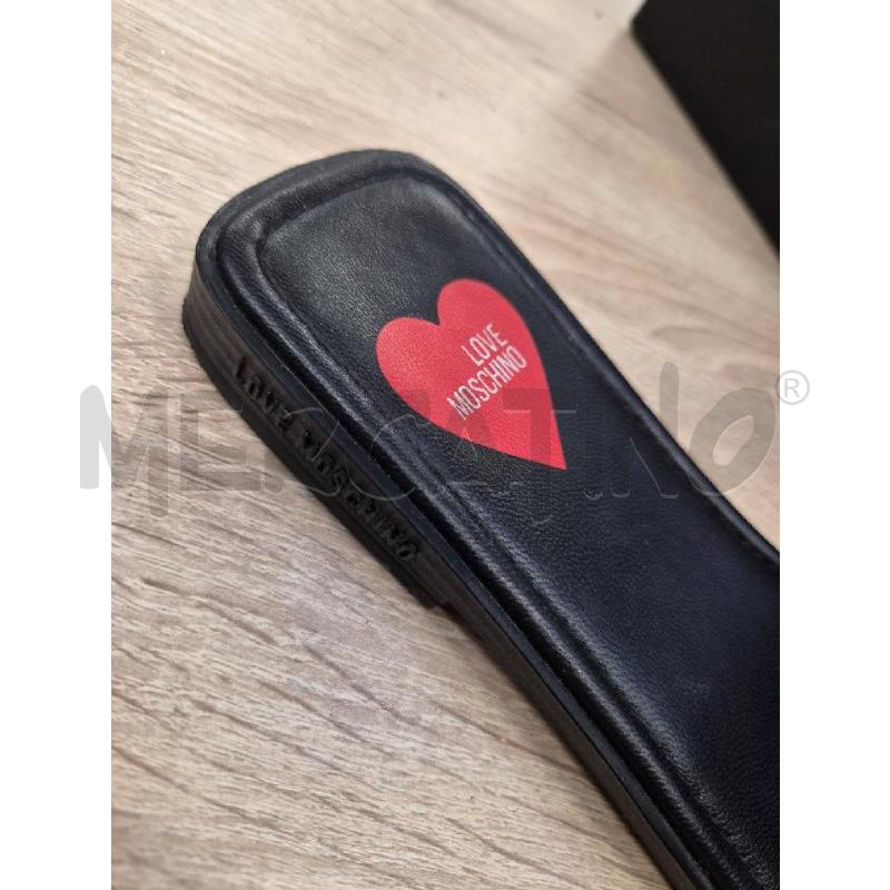 SABOT MOSCHINO NERI CON CUORE TG 39 40 | Mercatino dell'Usato Arcore 3