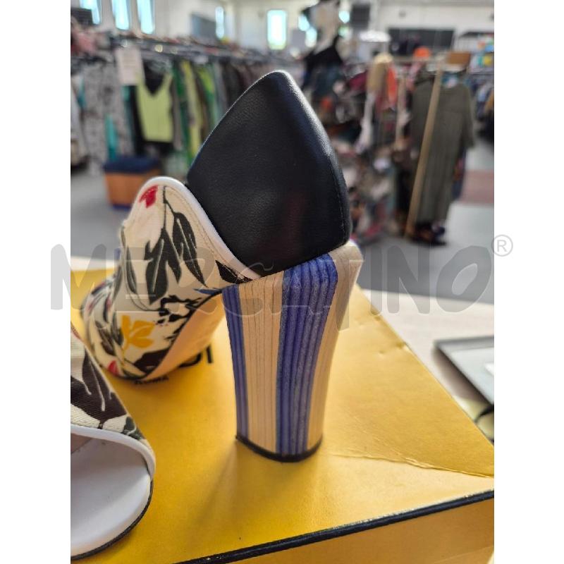 SANDALI DONNA FENDI FLORAL TG 35 | Mercatino dell'Usato Arcore 3