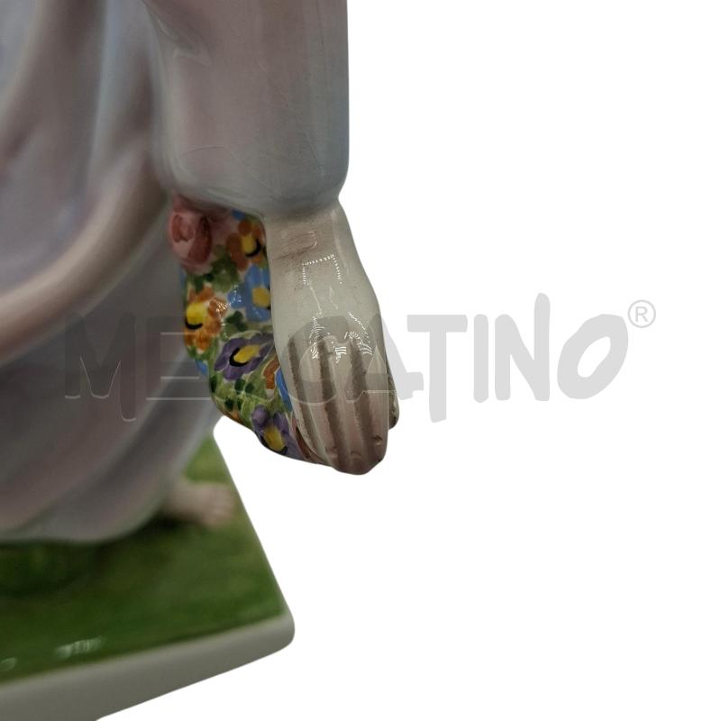 STATUETTA RONZAN TORINO DONNA CON FIORI  | Mercatino dell'Usato Arcore 5