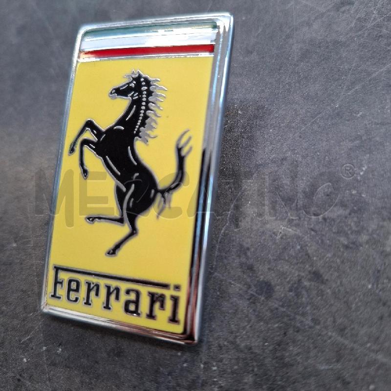 STEMMA FERRARI 3.4 X 6 CM  | Mercatino dell'Usato Arcore 3