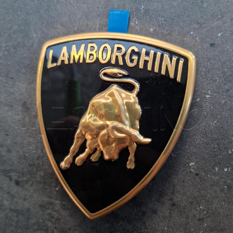 STEMMA LAMBORGHINI | Mercatino dell'Usato Arcore 3