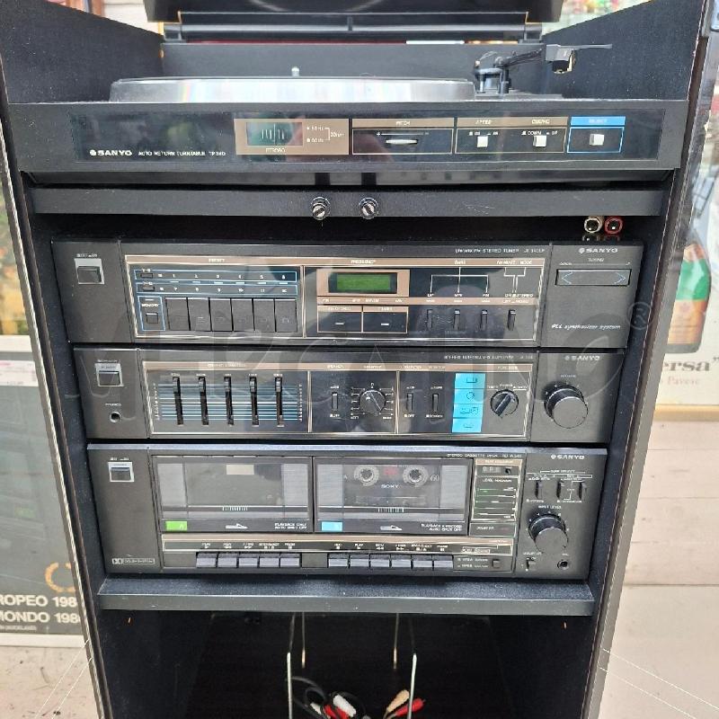 STEREO + GIRADISCHI SANYO TP340 | Mercatino dell'Usato Arcore 3