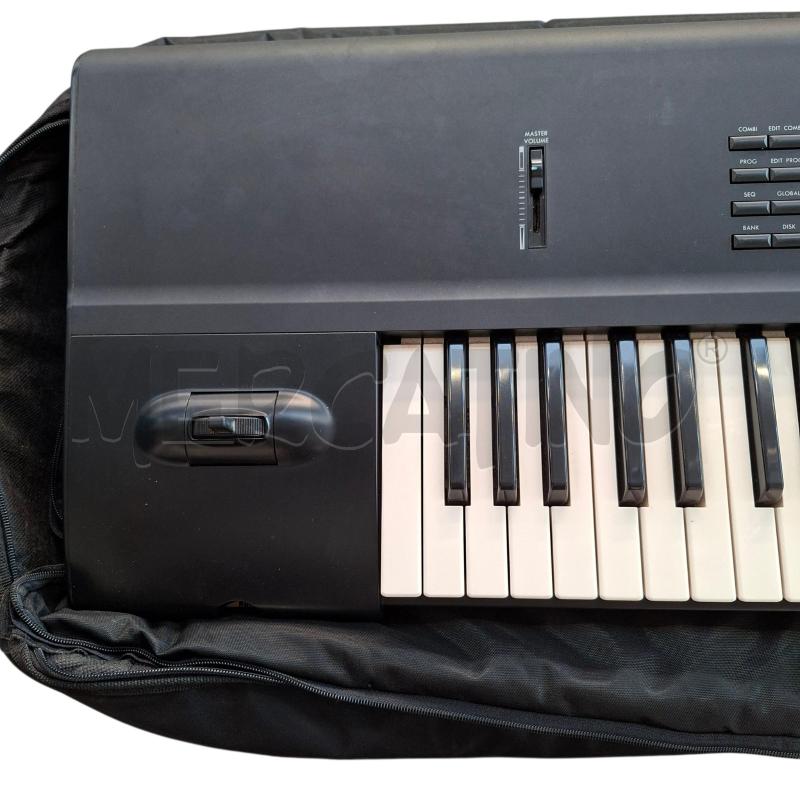 TASTIERA KORG 01/W PRO | Mercatino dell'Usato Arcore 3