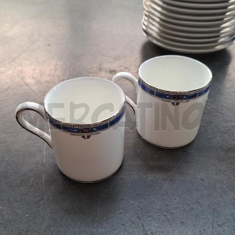 TAZZINE PZ. 12 + 2 WEDGWOOD BIANCA BORDO BLU | Mercatino dell'Usato Arcore 5