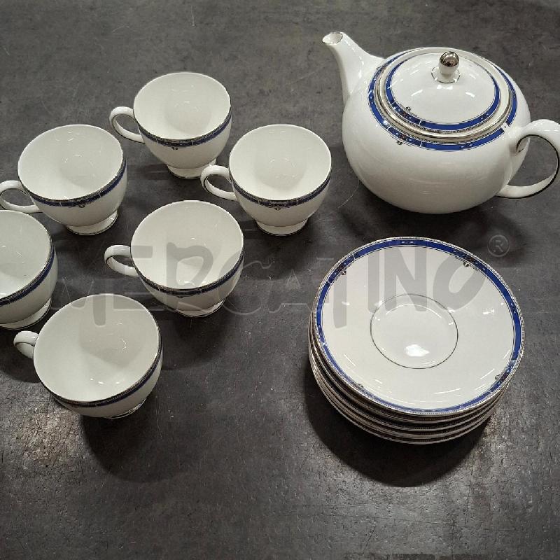TAZZINE PZ. 6 + 1 WEDGWOOD BIANCO BORDO BLU | Mercatino dell'Usato Arcore 1