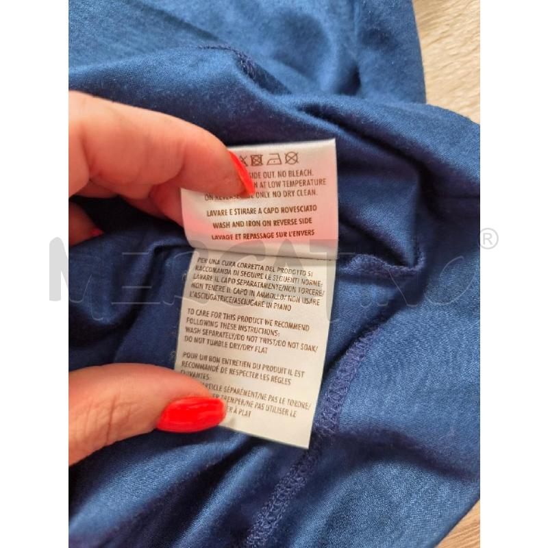 T SHIRT DONNA GUCCI BLU METALLIZZATA TG XS | Mercatino dell'Usato Arcore 3