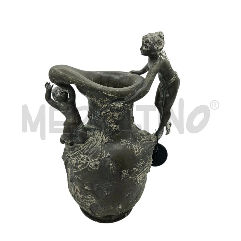 VASO IN PELTRO CON BAMBINO E DONNA  | Mercatino dell'Usato Arcore 1