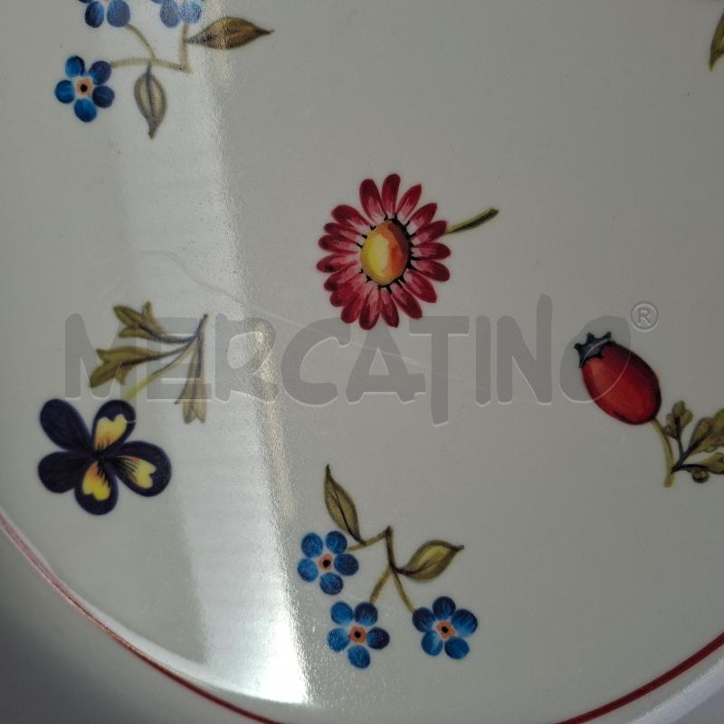 VASSOIO OVALE VILLEROY & BOCH IN PLASTICA A FIORI  | Mercatino dell'Usato Arcore 4