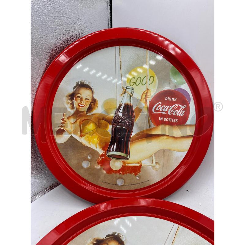 VASSOI PZ. 7 COCACOLA SIGNORA SULL'ALTALENA | Mercatino dell'Usato Arcore 1