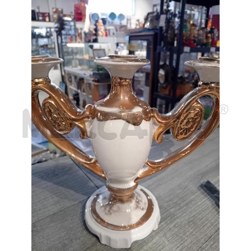 CANDELABRI PZ. 2 CERAMICA DORATO  E BIANCO | Mercatino dell'Usato Busnago 4