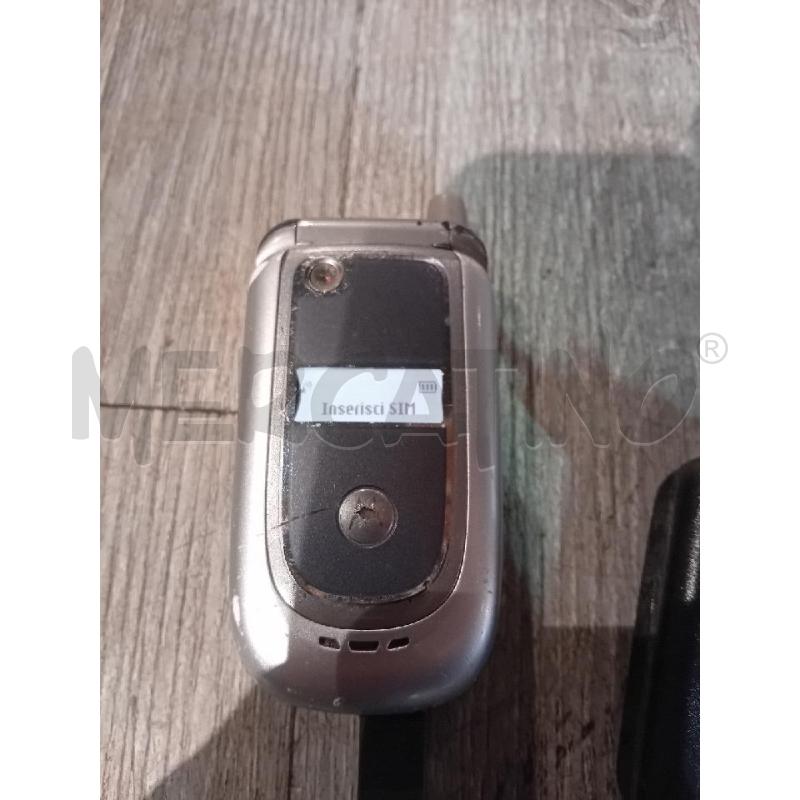 CELLULARE MOTOROLA V35 CON CARICABATTERIA | Mercatino dell'Usato Busnago 3