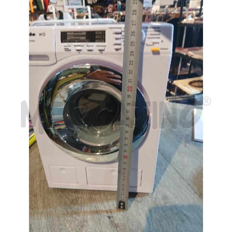 GIOCATTOLO RIPRODUZIONE LAVATRICE MIELE , FUNZIONANTE TUTTE LEFUNZIONI DI UNA LAVATRICE VERA | Mercatino dell'Usato Busnago 2