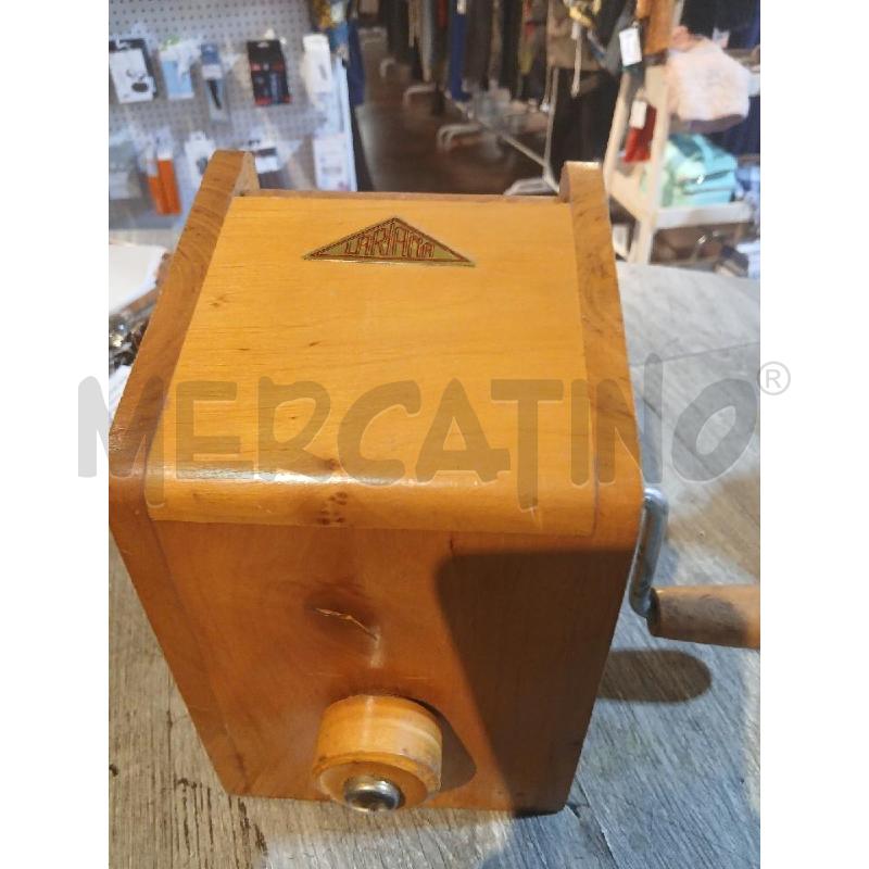 GRATTUGIA ANTICA IN LEGNO LARIANA | Mercatino dell'Usato Busnago 5