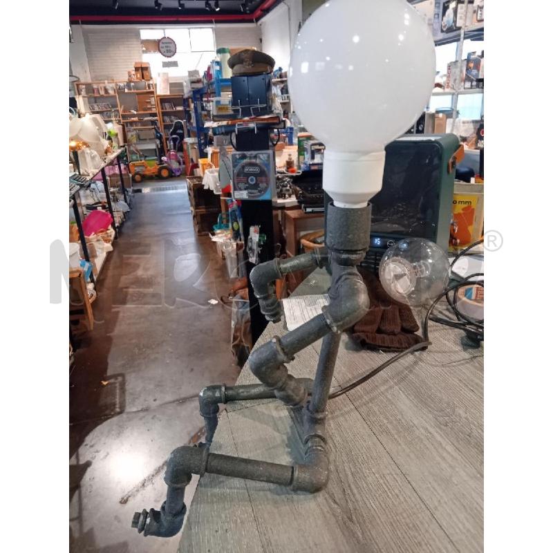 LAMPADA INDUSTRIALE FATTA CON TUBI ACQUA | Mercatino dell'Usato Busnago 2