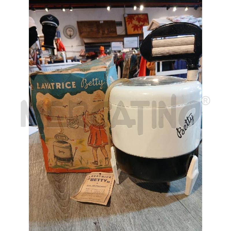 LAVATRICE BETTY ANNI 50 COMPLETA (OGGETTO DA COLLEZIONE | Mercatino dell'Usato Busnago 1