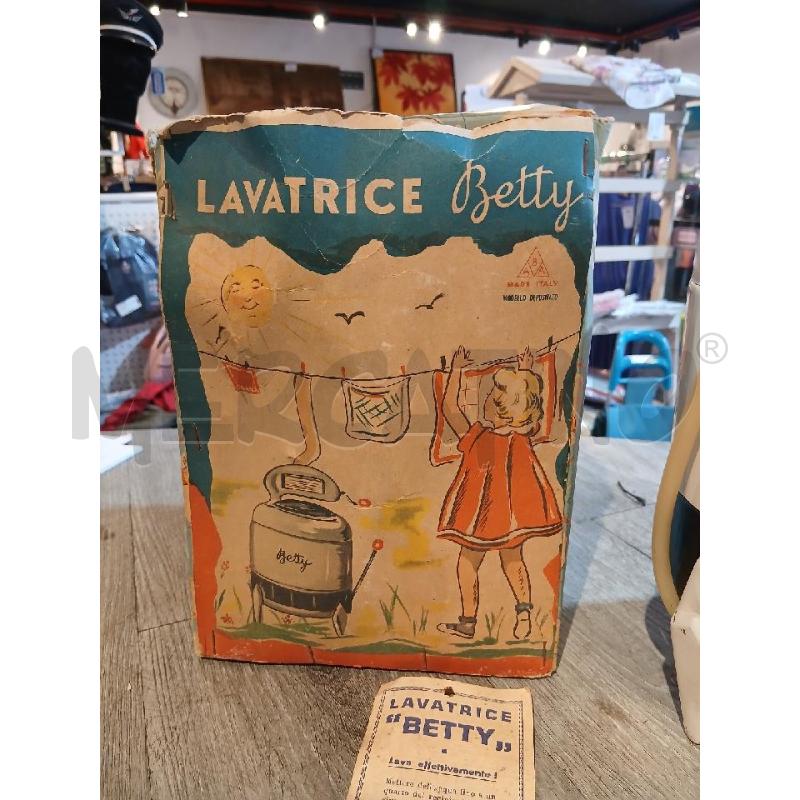 LAVATRICE BETTY ANNI 50 COMPLETA (OGGETTO DA COLLEZIONE | Mercatino dell'Usato Busnago 3