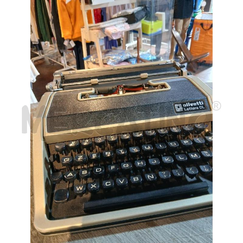 MACCHINA DA SCRIVERE OLIVETTI LETTERA DL (1965) | Mercatino dell'Usato Busnago 2