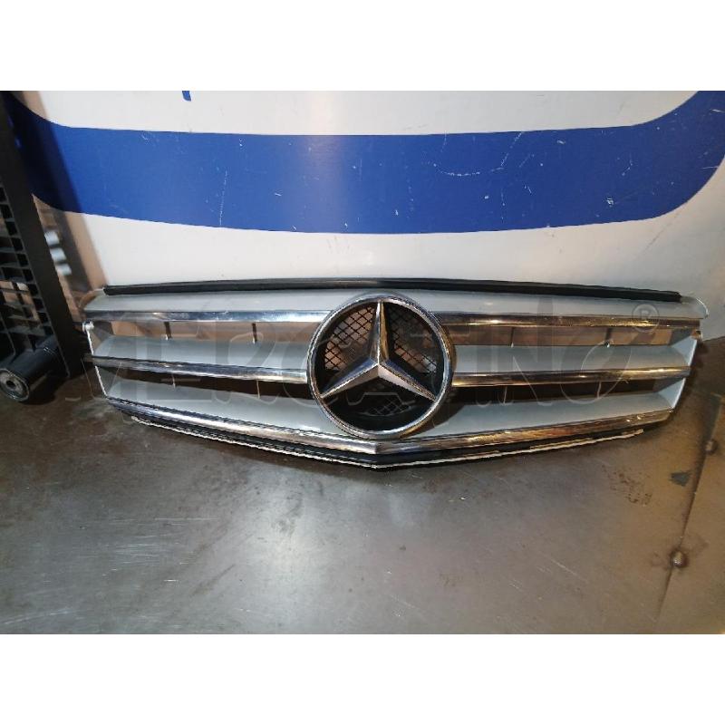 MASCHERINA AUTO MERCEDES  COD 3730317 197-R4 | Mercatino dell'Usato Busnago 1
