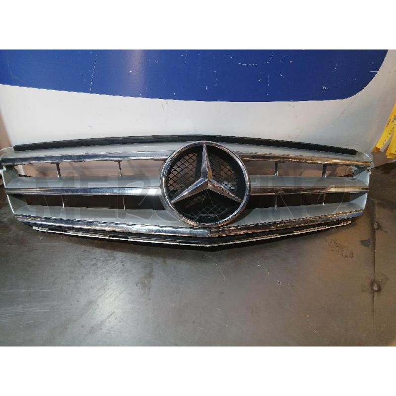 MASCHERINA AUTO MERCEDES  COD 3730317 197-R4 | Mercatino dell'Usato Busnago 5