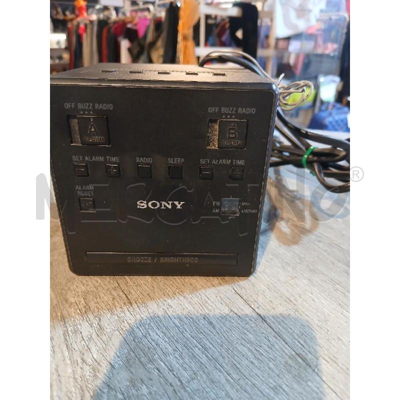 RADIOSVEGLIA SONY ICF C1 (FUNZIONANTE) | Mercatino dell'Usato Busnago 1