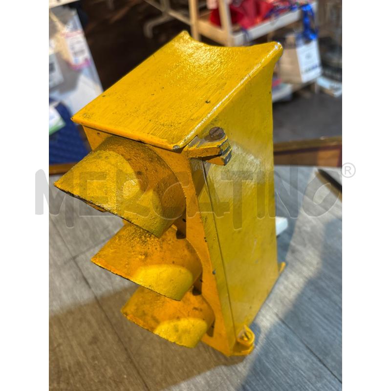 SEMAFORO GIALLO IN FERRO FUNZIONANTE H27CM | Mercatino dell'Usato Busnago 2