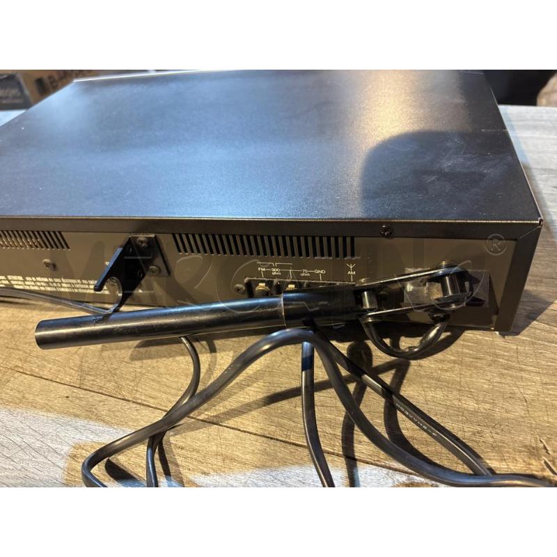 SINTONIZZATORE LUXMAN T2 STEREO TUNER | Mercatino dell'Usato Busnago 4