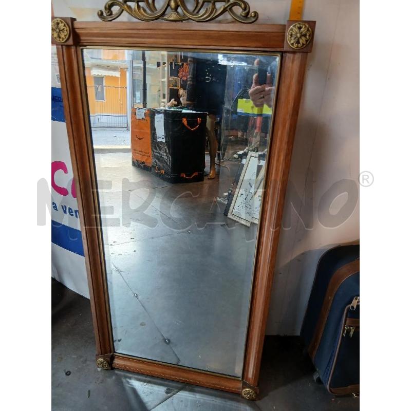 SPECCHIO VINTAGE CON VETRO MOLATO E INSERTI IN OTTONE MISURE 100X52 | Mercatino dell'Usato Busnago 4