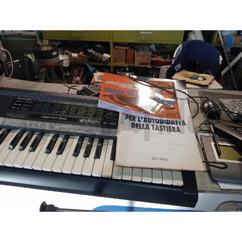 TASTIERA MUSICALE BONTEMPI BT 909 (FUNZIONANTE) | Mercatino dell'Usato Busnago 3