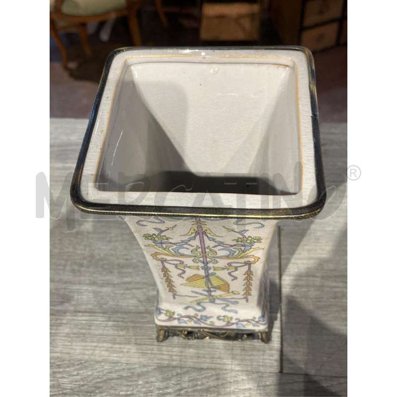 VASO MADE IN CINA CERAMICA BASE FERRO  | Mercatino dell'Usato Busnago 2