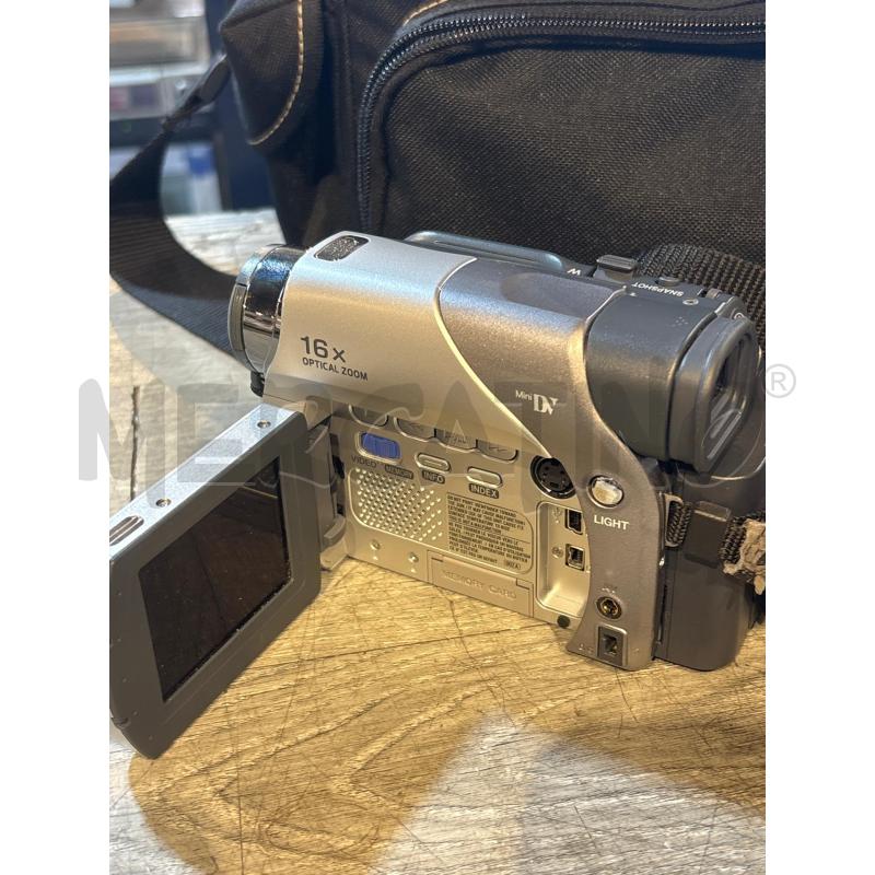 VIDEO CAMERA JVC GRD73E CON CUSTIODIA E CARICATORE | Mercatino dell'Usato Busnago 2