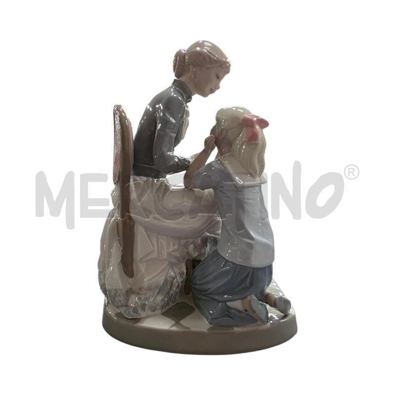 STATUETTA PORCELLANA D'AVILA VALENCIA | Mercatino dell'Usato Triuggio 2