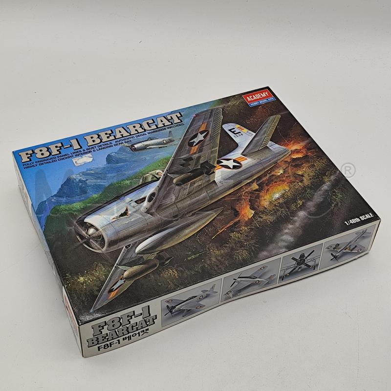 AEREOF8F-1 BEARCAT ACADEMY 1/48 MODELLINO  | Mercatino dell'Usato Corbetta 1