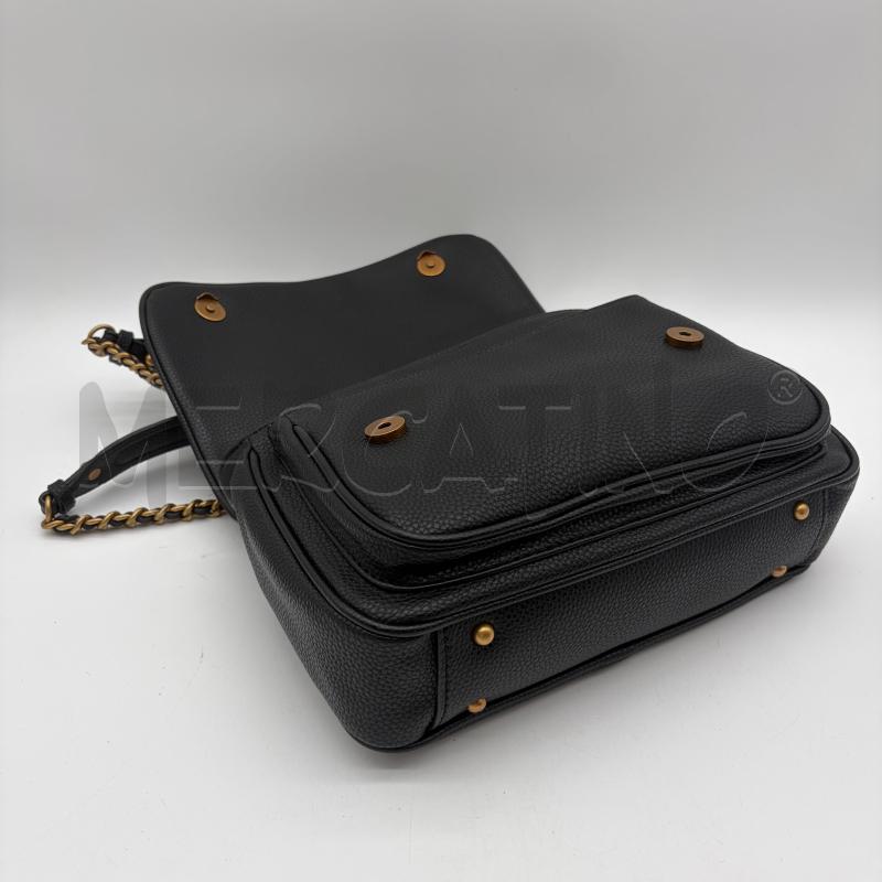 BORSA DONNA GUESS NERO MART HARDWARE DORATI CATENA MANICO | Mercatino dell'Usato Corbetta 5