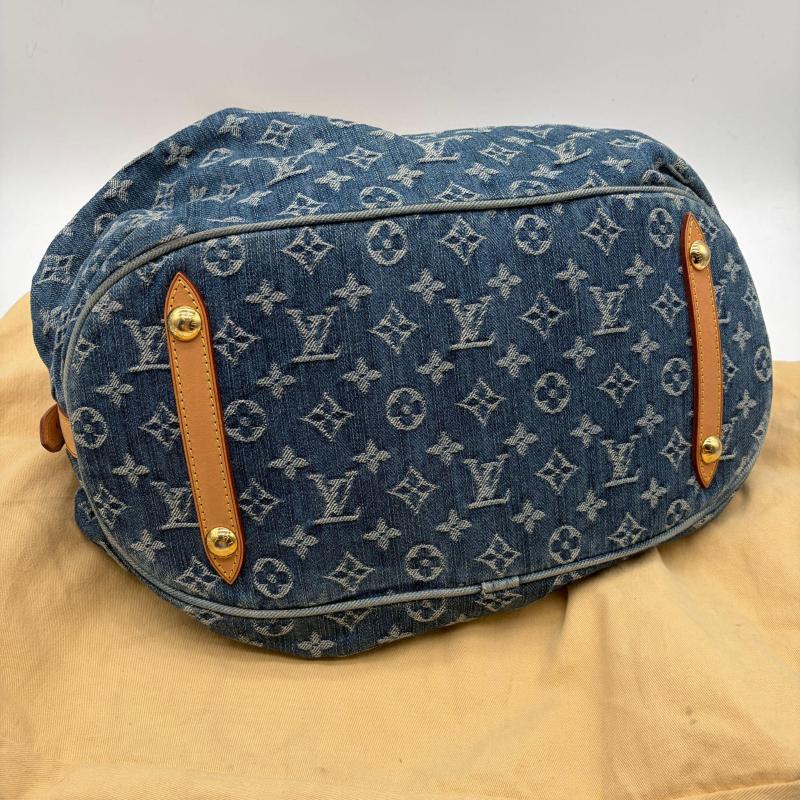 BORSA DONNA LOUIS VUITTON MAHINA JEANS INS PELLE INT SCAM | Mercatino dell'Usato Corbetta 4