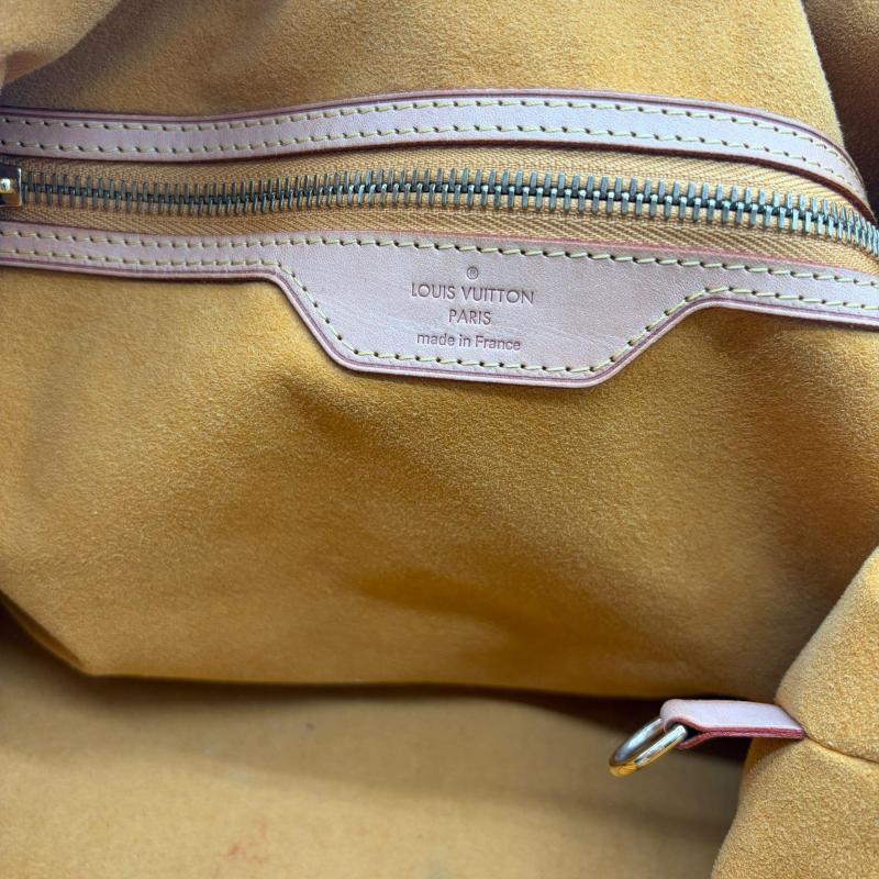 BORSA DONNA LOUIS VUITTON MAHINA JEANS INS PELLE INT SCAM | Mercatino dell'Usato Corbetta 5