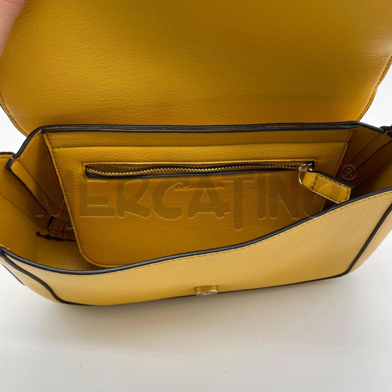 BORSA DONNA MARELLA GIALLO BORDI NERI HARDWARE DORATI | Mercatino dell'Usato Corbetta 5