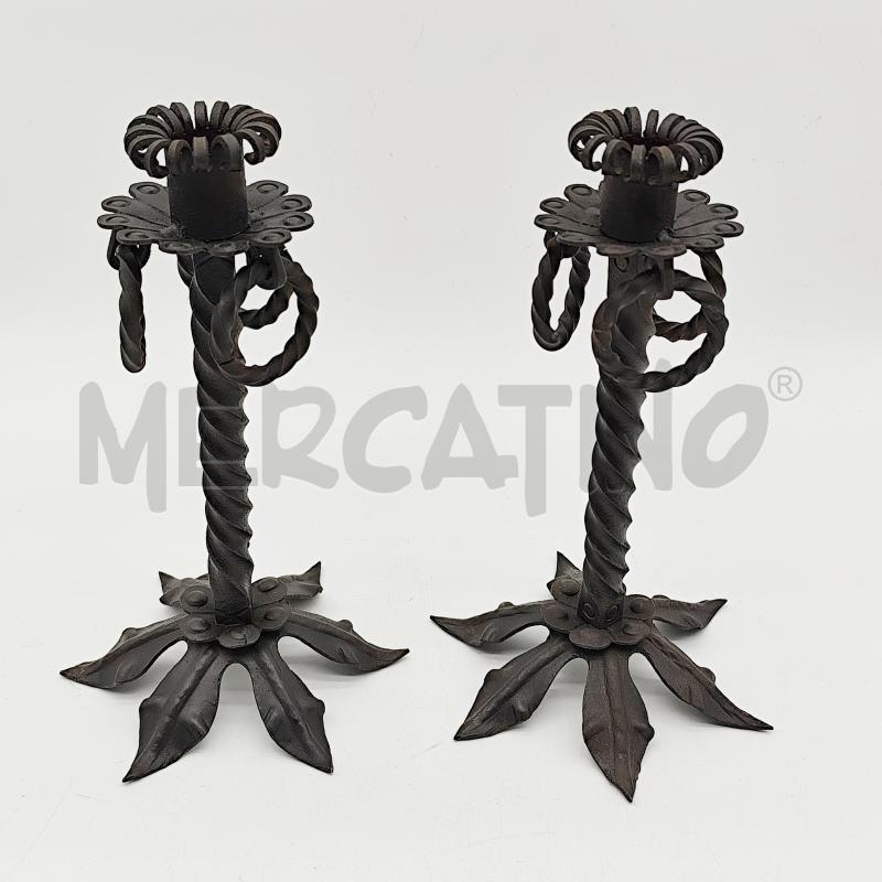 CANDELABRI COPPIA IN FERRO BATTUTO LAVORAZIONE ANTICA | Mercatino dell'Usato Corbetta 1