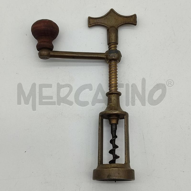 CAVATAPPI ANTICO A MANOVELLA IN METALLO | Mercatino dell'Usato Corbetta 1