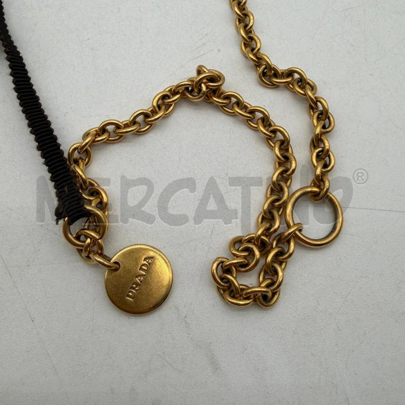 COLLANA PRADA DORATO CIONDOLO TONDO SCRITTA LOGO CORDINO MARRONE | Mercatino dell'Usato Corbetta 3
