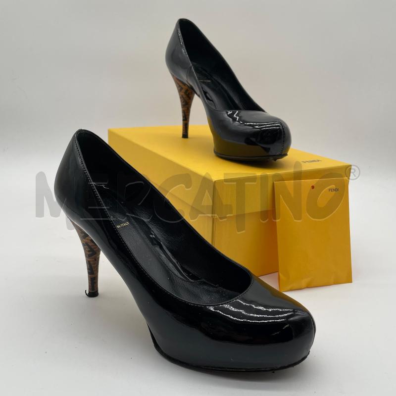 DECOLLETE FENDI VERNICE NERO TACCO ZUCCA | Mercatino dell'Usato Corbetta 1