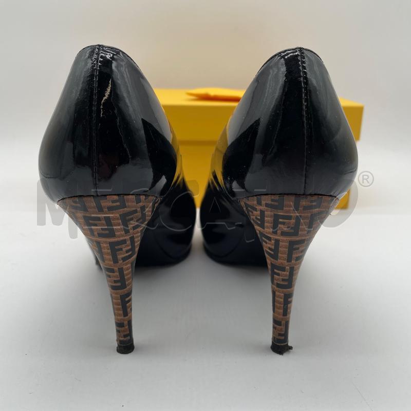 DECOLLETE FENDI VERNICE NERO TACCO ZUCCA | Mercatino dell'Usato Corbetta 3