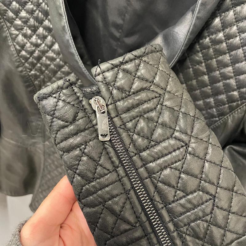 GIUBBINO DONNA EMPORIO ARMANI NERO PELLE INS TRAPUNTATO ZIP OBLIQUA | Mercatino dell'Usato Corbetta 3