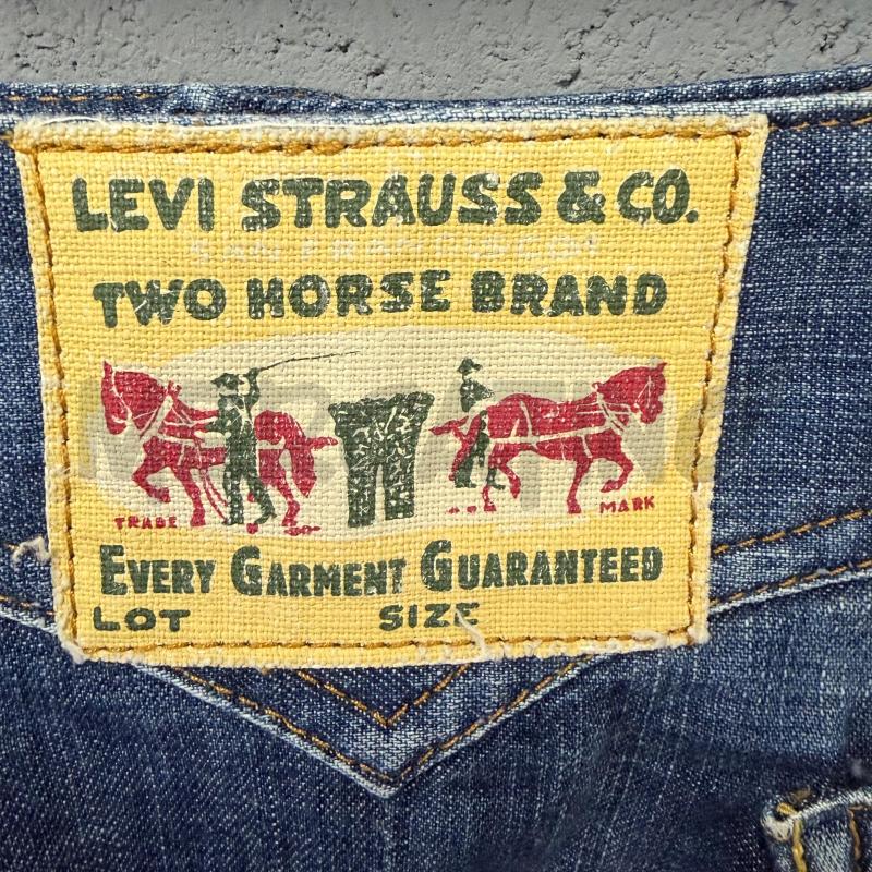 GONNA LEVIS 406 JEANS SVASATO PATCHWORK FONDO SFILATO | Mercatino dell'Usato Corbetta 4