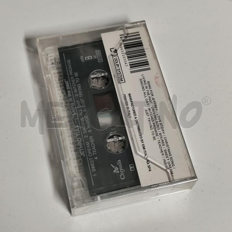 JETHRO TULL LIVING IN THE PAST MUSICASSETTA MINT | Mercatino dell'Usato Corbetta 2