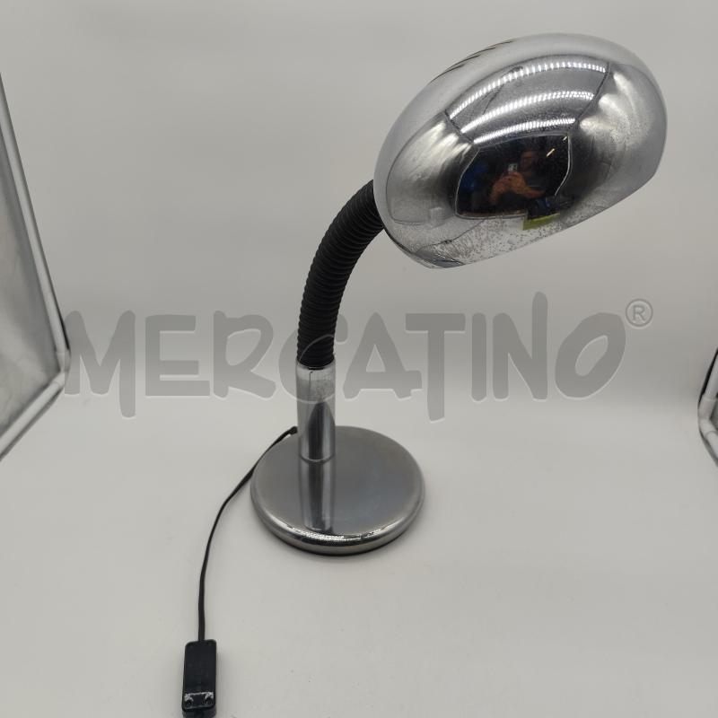 LAMPADA SCRIVANIA METALLO VINTAGE CROMATA | Mercatino dell'Usato Corbetta 1