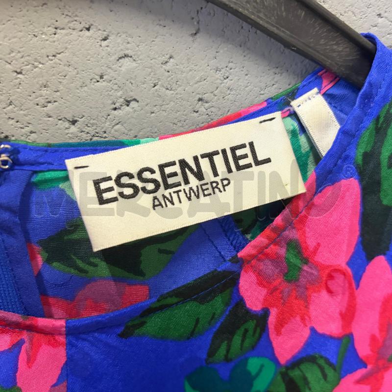 MAGLIETTA DONNA ESSENTIEL ANTWERP BLU FIORI FUCSIA POIS RASO SETA | Mercatino dell'Usato Corbetta 2