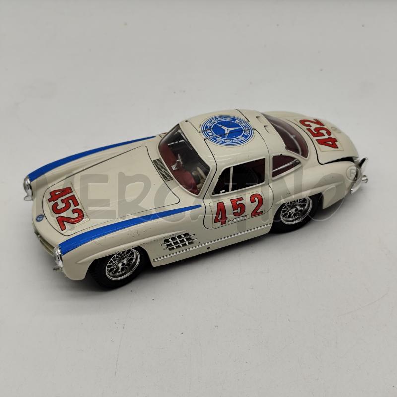 MERCEDES 300 SL 1954 BBURAGO 3015 1/18  MODELLINO  | Mercatino dell'Usato Corbetta 1