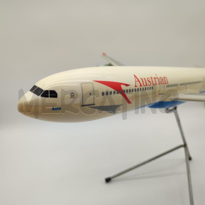MODELLINO AEREO SPOTO AIRBUS AUSTRIAN | Mercatino dell'Usato Corbetta 3