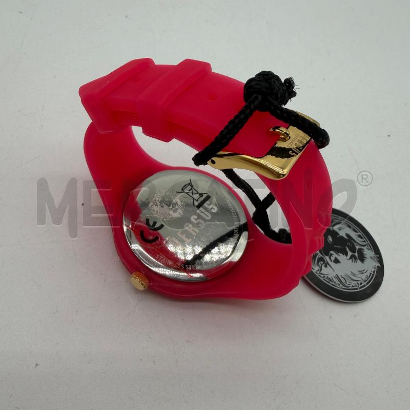 OROLOGIO DA POLSO VERSUS VERSACE FUCSIA INS DORATE | Mercatino dell'Usato Corbetta 3