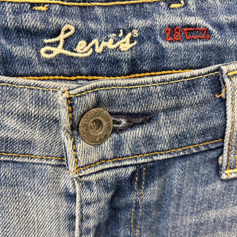 PANTALONCINO DONNA LEVIS JEANS SFUM CUCIT ECRU | Mercatino dell'Usato Corbetta 3